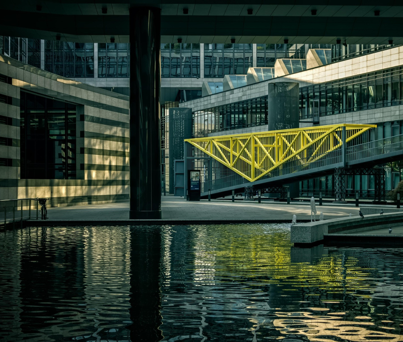 building-5738714_1920