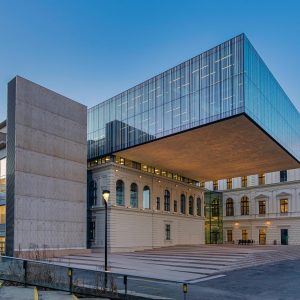 university-library-4825366_1920